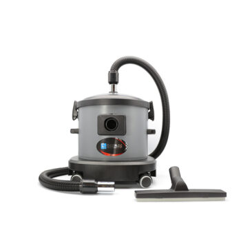 Liquid separator with accessories